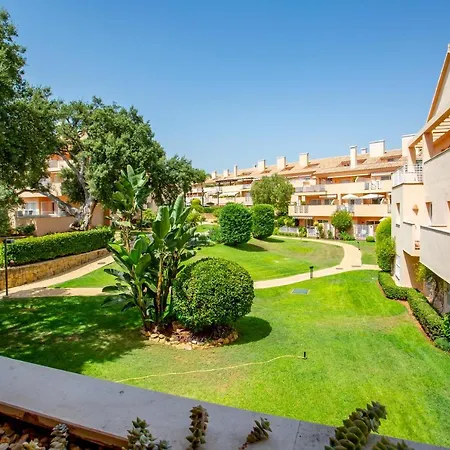 Apartment Beautiful With Big Terrace And Access To 3 Pools Elviria