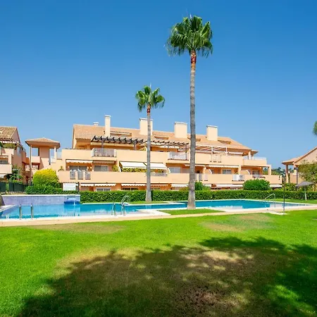 Apartment Beautiful With Big Terrace And Access To 3 Pools Elviria Marbella